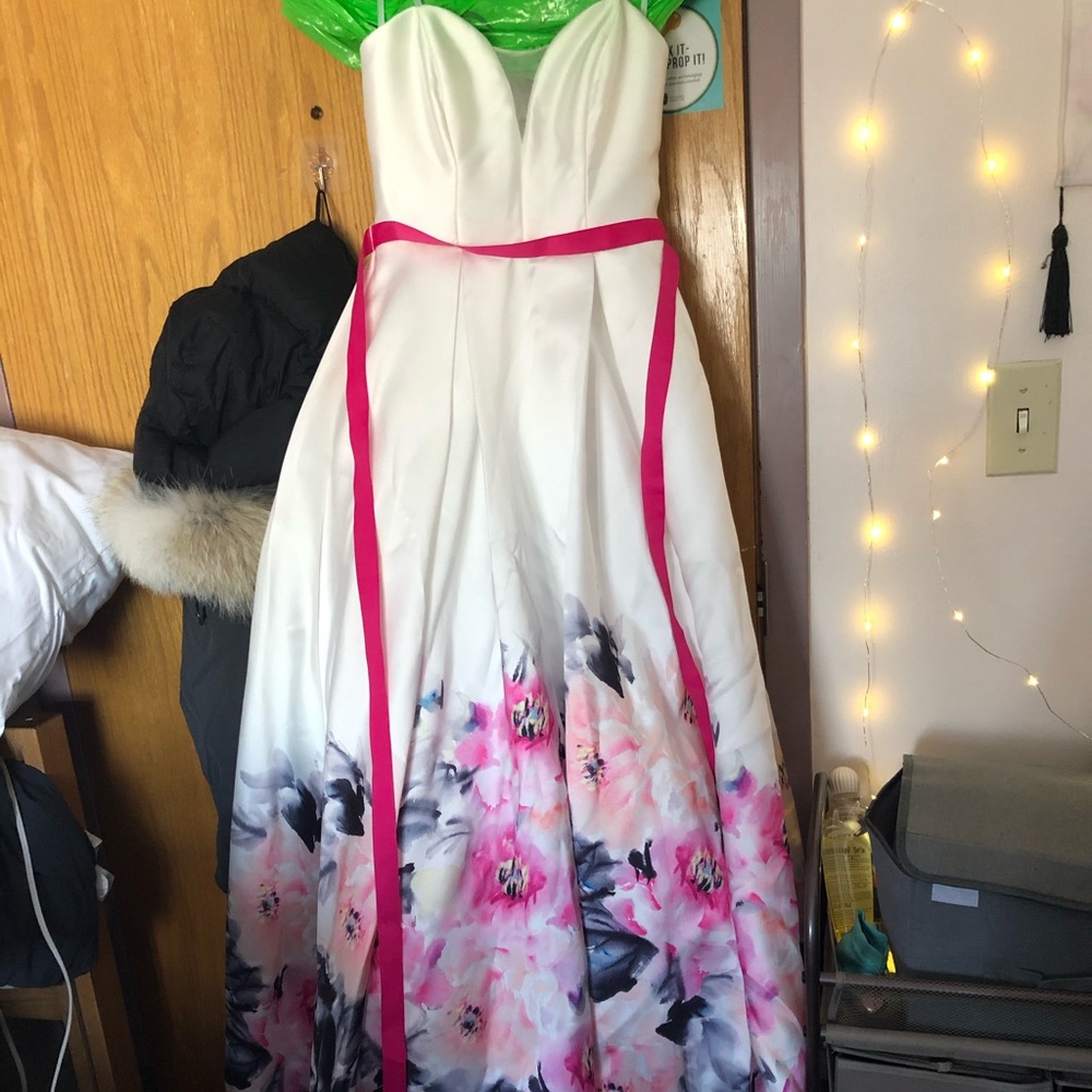 Prom dress